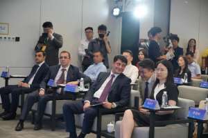 龙华聚势·出海龙城——俄罗斯萨达沃轻工业国际论坛 圆满成功